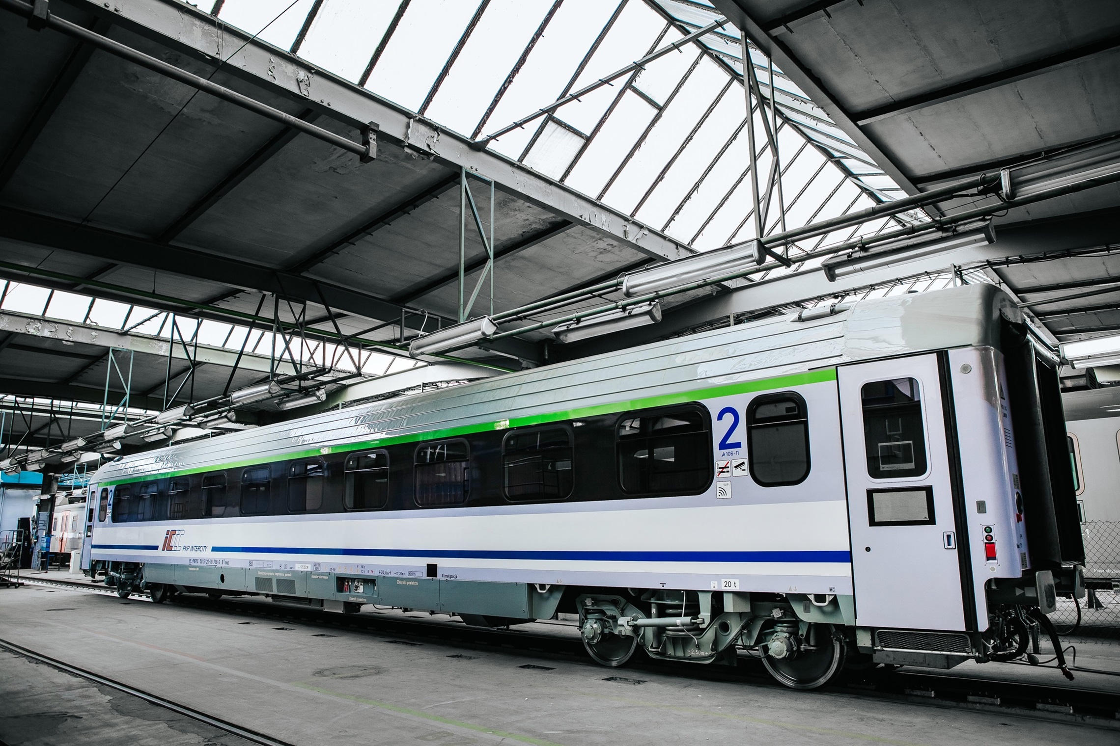 PKP Intercity odebrało 60 z 90 zmodernizowanych wagonów przez FPS!